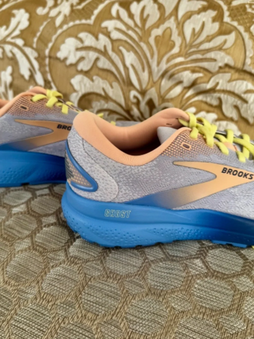 Women's Brooks Ghost 16 Haze/ Blueprint/ Peach - NWT - Size 8.5 B (medium)